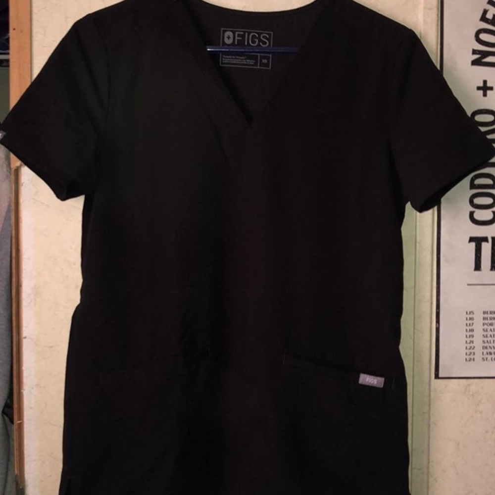 Scrub top